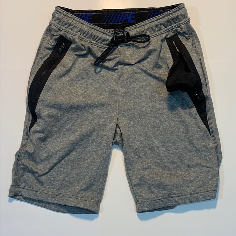 American eagle active flex shorts